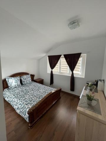 Studio Privee Vesoul -Wifi,Tv,Clim,Parking Gratuit Buitenkant foto