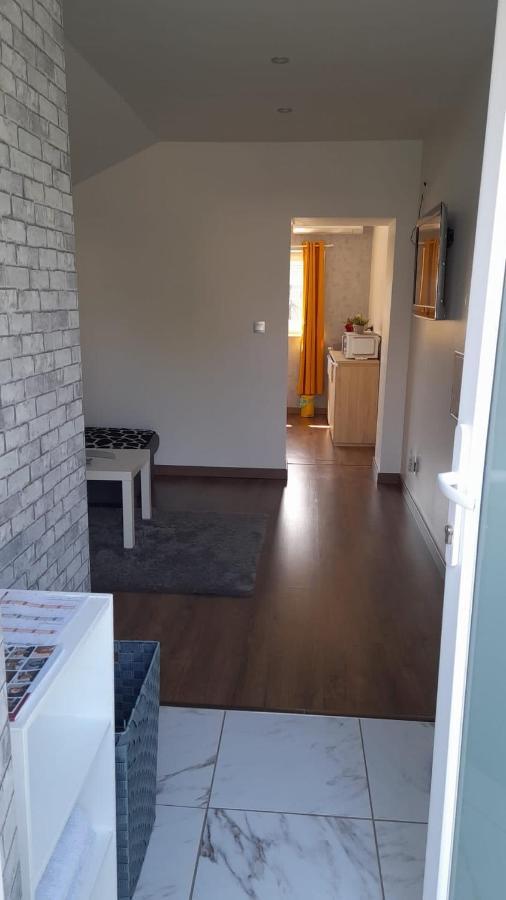 Studio Privee Vesoul -Wifi,Tv,Clim,Parking Gratuit Buitenkant foto